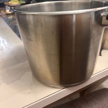 Fissler Düdüklü Tencere İlk Kullanımda Kararma, Satıcı Çözüm Sunmadı