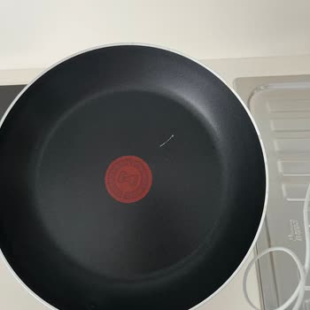 Tefal Tavada Çizikler Ayıplı Ürün Nedeniyle Ücret İadesi Talebi