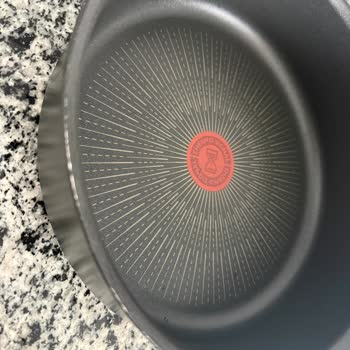 Tefal Tencere Setinde Parçacık Dökülmesi Sağlık Riski Yaratıyor