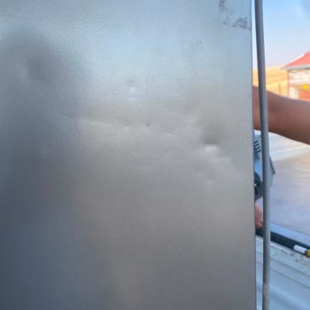 Servis Hasarı Ve Soğutmayan Buzdolabı İçin Yeniden Değişim Talebi