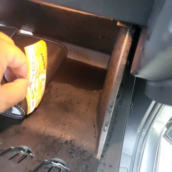 Aracımda Coca Cola Kutusunun Patlaması Güvenlik Ve İç Döşeme Sorunları Oluşturdu