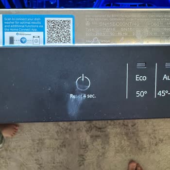 Siemens Ocak Ve Bulaşık Makinesinde Kısa Sürede Deformasyon Ve Müşteri Hizmetlerinden Cevapsızlık
