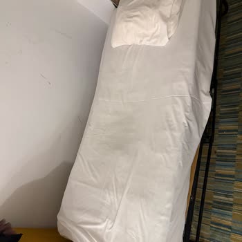 Ladonia Hotel’de Çökmüş Ek Yatak, Aileyi Konforsuz Bıraktı