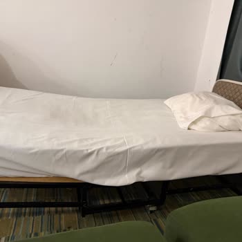 Ladonia Hotel’de Çökmüş Ek Yatak, Aileyi Konforsuz Bıraktı