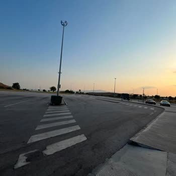 Kamil Koç Otobüsü Bizi Ve Eşyalarımızı Tesiste Bırakıp İade Yapmadı