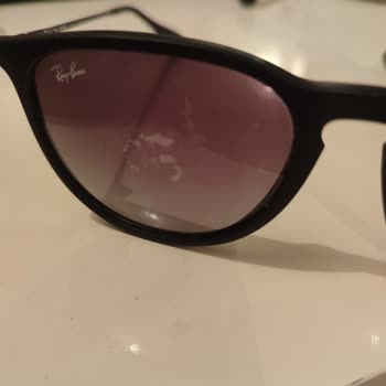 Rayban Cam Soyulması İçin Ücretsiz Değişim Talebi