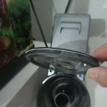 Onvo Dikey Süpürge Hazne Kapağı Kırıldı, Garanti Kapsamında Değişim İstiyorum