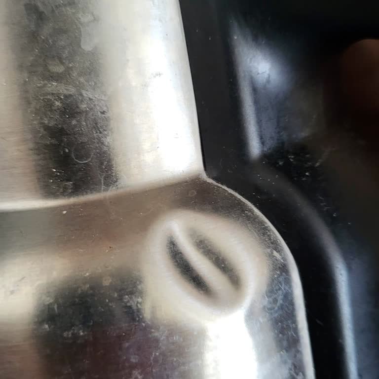 Kettle’ın İkinci El Parçalı Ve Hasarlı Gönderilmesi Üzerine Değişim Veya İade Talebi