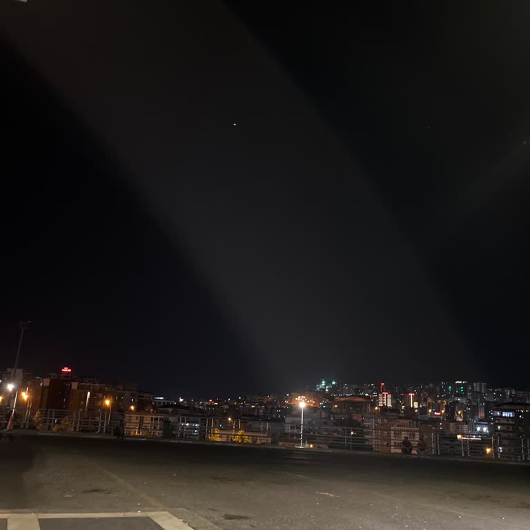 Van Gölü Turizm Otobüsü Gelmedi, Saatlerce Bekletildik Ve Özür Gelmedi