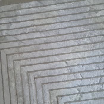 Öğretmenler Halı (Dikmen) Lekeleri Hapseden Halı
