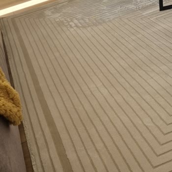 Öğretmenler Halı (Dikmen) Lekeleri Hapseden Halı