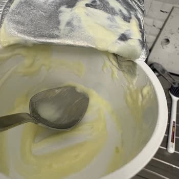 Son Kullanma Tarihi Geçmemiş Sek Quark'ta Küf Görüldü