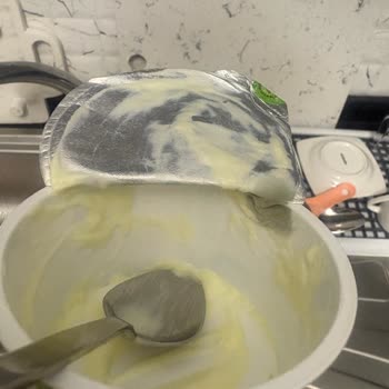 Son Kullanma Tarihi Geçmemiş Sek Quark'ta Küf Görüldü