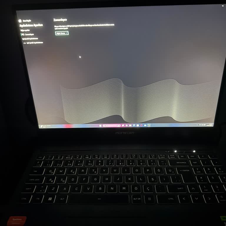 Monster Tulpar T6 Klavye RGB Işık Arızası Sürekli Tekrar Ediyor Ve Tazminat Talebi