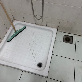 Beyin Cerrahi Servisinde Hijyen Eksikliği Ve İlgi Yetersizliği