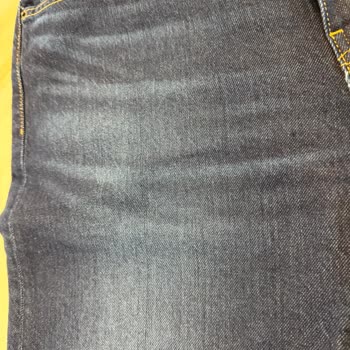 Levi’s Mağazası Üretim Hatası Olan Kot Pantolonu Kullanıcı Hatası Gibi Değerlendirdi
