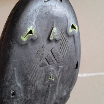 Lüks Adidas Ayakkabısının Kısa Sürede Deforme Olması Ve Mağazanın İade Reddi