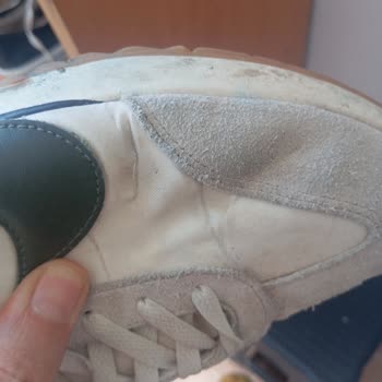 Nike Ayakkabılarda Hızlı Yırtılma Ve Renk Bozulması, İade Talebine Olumsuz Cevap