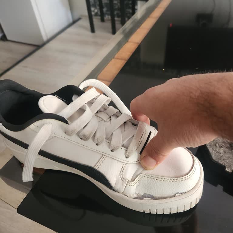 Puma Ayakkabısının Kısa Kullanımda Açılması Ve Ayıplı Olması