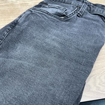 Rengi Açılan Siyah Jean Pantolon İçin Mağaza Değişim Talebi