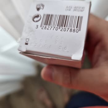 Son Kullanma Tarihi Yakın Güneş Kremi Ve Müşteri Hizmetlerine Ulaşamama