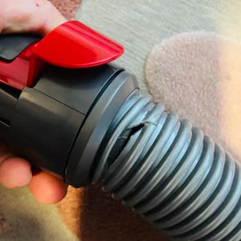 Dyson Süpürge Hortumu Yırtıldı, Garanti Reddi Ve 3.200 TL Ücretli Parça Teklifi