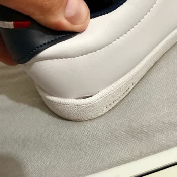 Topuk Açılan Sneaker Ücret İadesi Ve Değişim Talebi