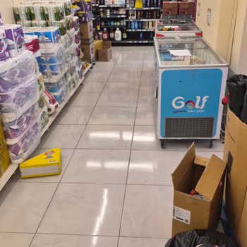 Bingöl Simanı Şok Market Şubesinde Kirli Ortam Ve Kaba Personel