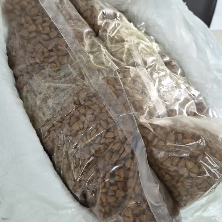Acana Kedi Maması Sahte Ambalajda Geldi, Güvenim Sarsıldı Ve İade Talep Ediyorum