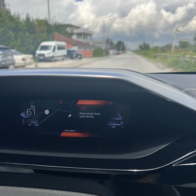 Peugeot 408 Motor Arıza Işığı Tekrar Yanıyor, Sorun Kalıcı Çözülmedi