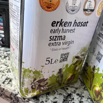 Yamulan Tenekeler Sebebiyle Zeytinyağında Sağlık Riski Ve İade Talebi