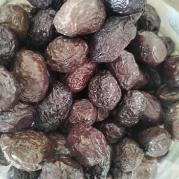 Küflü Zeytinler Sağlık Riski Oluşturuyor, Migros'tan Değişim Talebi