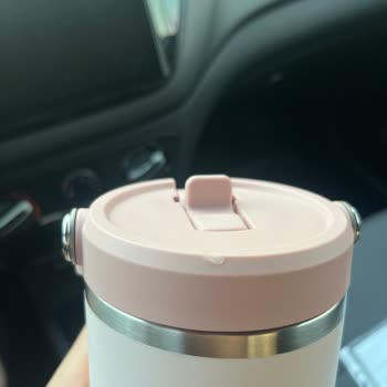 Hasarlı Stanley Termosun Değişimi İçin Müşteri Hizmetlerinden Cevap Bekleniyor