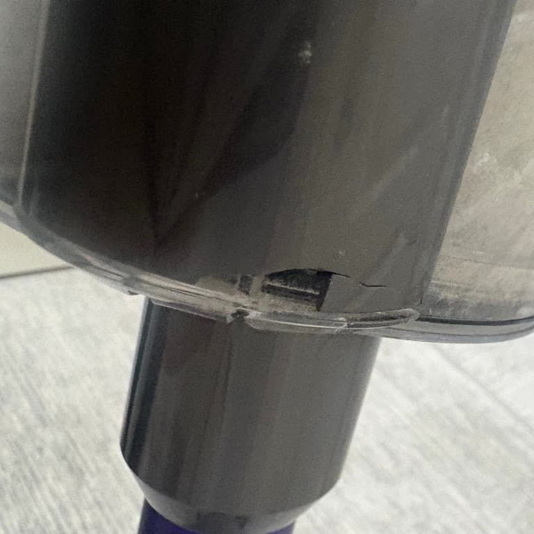 Dyson V11 Motor Başlığındaki Kırık Garanti Kapsamına Alınmadı Ve Parça Temin Edilemiyor