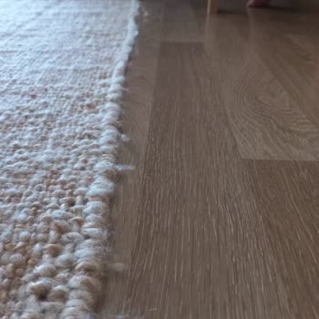 22 Bin TL'lik Halıların Açılması Ve İade Reddine Sessiz Kalındı