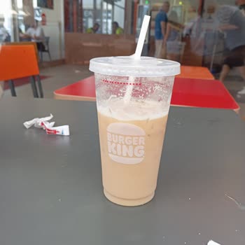 Bursa Oksijen Burger King Şubesinde Ice Latte Buzlu Su Gibi