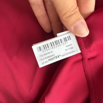 Zara'da Yanlış Beden Gönderimi Ve Stok Sorunu Nedeniyle Değişim İsteği