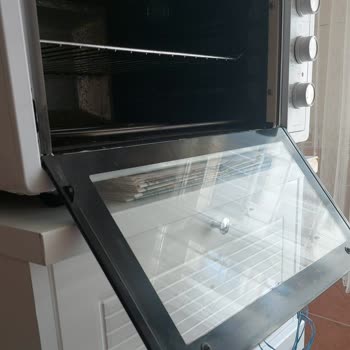 Simfer Fırın Kapağı Aniden Çöktü, Kapanmıyor Ve Güvenlik Riski Oluşturuyor
