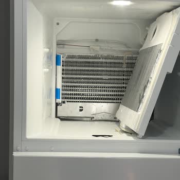 Bosch Buzdolabım İlk Ayda Arızalandı, Sıfır Değişim İstiyorum