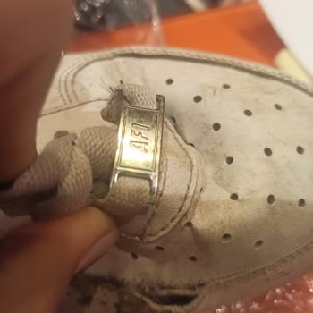 Nike Ayakkabısındaki Üretim Hatası Nedeniyle Ücret İadesi Ve Değişim Talebi