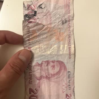 Ümraniye Santral Şubesinde Verilen Defolu 200 TL Banknotun İadesi Talebi