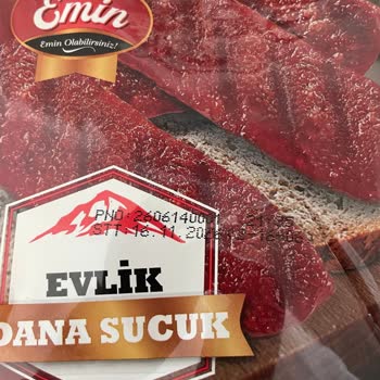 Emin Dana Sucukta Açıldıktan Sonra Görülen Beyaz Küf Ve Gıda Güvenliği Endişesi