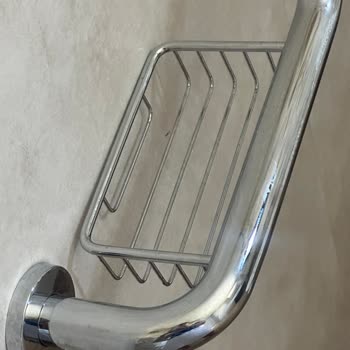 Kullanılmayan Vitra Küvet Tutamağında Renk Değişikliği Ve Lekeler: Ayıplı Ürün Şikayeti