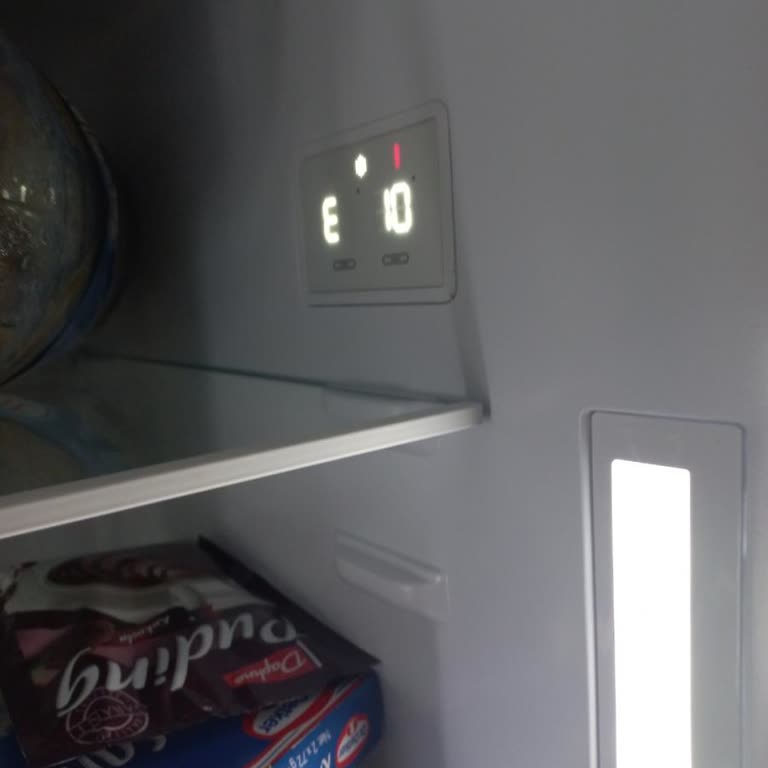 Garanti Sonrası Buzdolabım Gaz Kaçağıyla Çözümsüz, 800 TL Servis Ücreti İade Bekliyor