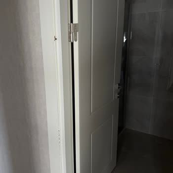 Teslim Gecikmesi, Hasarlı Daire Ve Kaba Müşteri Hizmeti