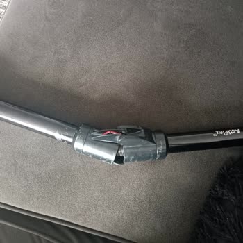Kısa Sürede Katlandığı Noktadan Kırılan Arçelik Süpürge Garanti Kapsamı Dışı Ve Yedek Parça Yok