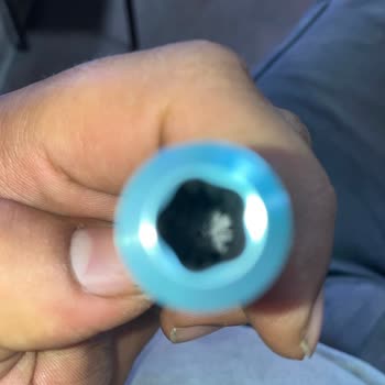 IQOS Iluma Cihazının İç Haznedeki Plastik Parçanın Erimesi Ve Güvenlik Sorunu