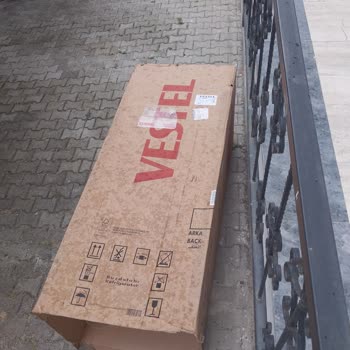 Vestel Kurulum Ekibi Çöpleri Bahçeye Bıraktı Ve Dönüş Yapmadı