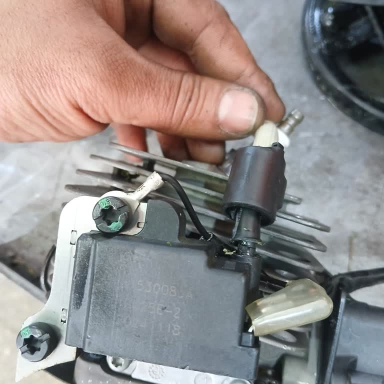 Oleo-Mac Semak Makina’nın Test Videosu Yanıltıcı, Servis İncelemesi Yetersiz