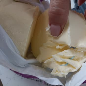 Migros Tereyağında Naylon Parçası, Hijyen Ve Güven Sorunu
